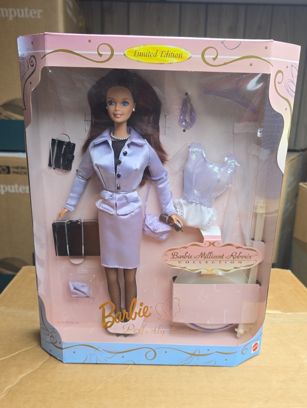 Barbie Millieint Roberts Collection Perfectly Suited Doll 1997 - Picture 3 of 11